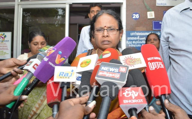 சிவகாசி அரசு மருத்துவமனையில் 6 மணி நேரம் விசாரணை