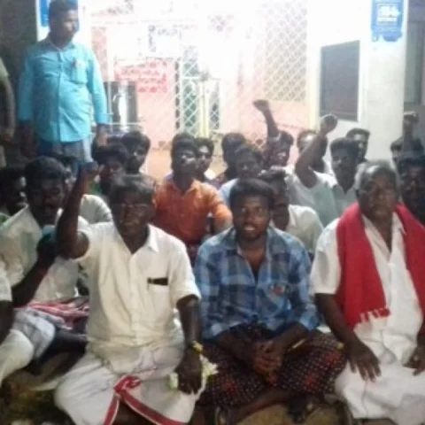 அரசின் நிவாரண பால்பவுடரை சாப்பிட்டவர்களுக்கு வாந்தி, மயக்கம்? - 7 பேர் மருத்துவமனையில் அனுமதி