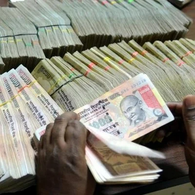 ஒரு டன் ஆயிரம் ரூபாய் எத்தனை கோடி ? கிறுகிறுக்க வைக்கும் கன்டெய்னர் கணக்கு!