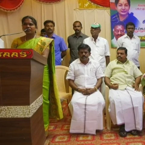 `உங்களுக்குத்தான் அரசின் நலத்திட்டங்கள் கிடைக்கும்' - அ.தி.மு.க-வினரை குஷிப்படுத்திய அமைச்சர் ராஜலட்சுமி