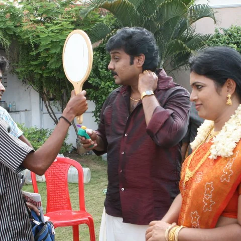 ''செல்வமும் நீங்களும் செகண்ட் பார்ட்லயாவது சேருவீங்களான்னு கேட்குறாங்க!'' - 'திருமதி செல்வம்' அபிதா