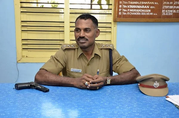 'போலீசை யார் தப்பா பேசினாலும் உள்ளே தள்ளு!'- என்கவுன்ட்டர் புகழ் வெள்ளத்துரை அதிரடி! ( ஆடியோ)