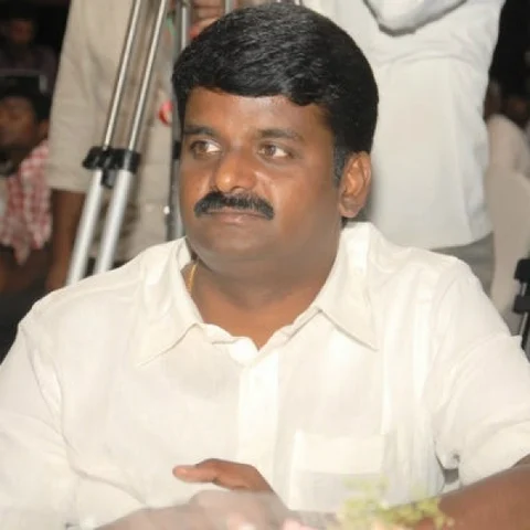 நீட் தேர்வு விவகாரம்: டெல்லி சென்றனர் அமைச்சர்கள்