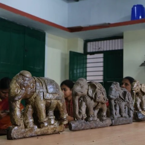 சிற்பம்... பயிற்சி இலவசம், 5,000 ரூபாய் ஊக்கத்தொகை! - கலை வளர்க்க கரம் கோர்க்கும் தமிழக அரசு