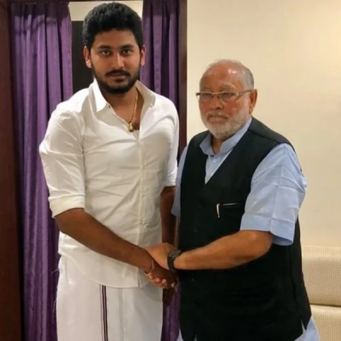 `ராமதாஸின் மனநிலை என்ன?' - ஆர்வத்துடன் விசாரித்த மோடி தம்பி