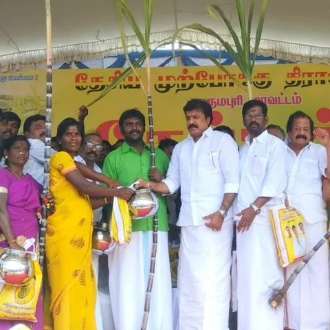 தே.மு.தி.க இல்லாமல் எந்தக் கட்சியும் ஆட்சி அமைக்க முடியாது - தர்மபுரியில் விஜய பிரபாகரன் பேச்சு