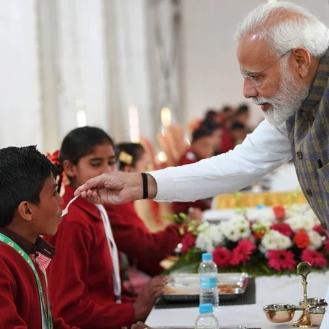 ‘அவரைப் பார்க்கவே பிரமிப்பாக இருந்தது!’- பிரதமருடன் பேசிய தருணம் குறித்து நெகிழ்ந்த சிறுவன்