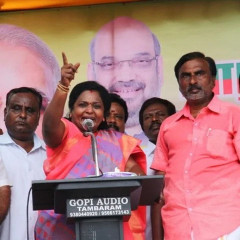 `வாங்க வேண்டியதெல்லாம் அவ்வப்போது வாங்கிவிட்டார்' - வைகோவுக்கு எதிராகப் பாயும் தமிழிசை