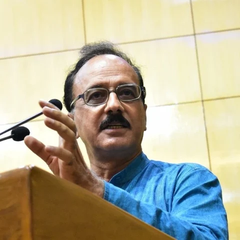 'பிளாஸ்டிக் அரிசியை எப்படி தவிர்த்திருக்கலாம் தெரியுமா..?' வேளாண் அறிஞரின் தீர்வு 