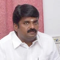 உச்சநீதிமன்ற தடையை மீறி அமைச்சர் ஊரில் நடந்த ஜல்லிக்கட்டு!