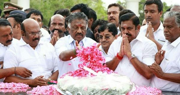`பன்னீர் மூலமாகச் சாதித்துக்கொண்டார் மோடி!' - வாரணாசி பயணத்தின் நோக்கம் என்ன?