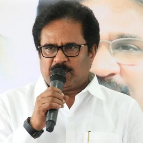 கந்துவட்டி சாவுக்கு கலெக்டர் பொறுப்பேற்க வேண்டும்..! - தமிழ்நாடு காங்கிரஸ் தலைவர் திருநாவுக்கரசர் வேதனை