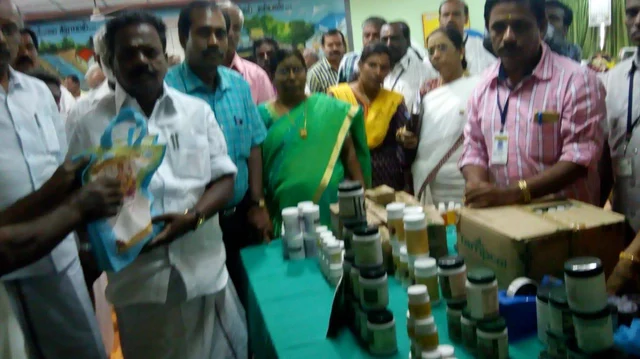 `30 ரூபாய் டெஸ்டுக்கு 50,000 ரூபாய் பில்..!’ - அமைச்சருக்கு அதிர்ச்சி கொடுத்த அப்போலோ