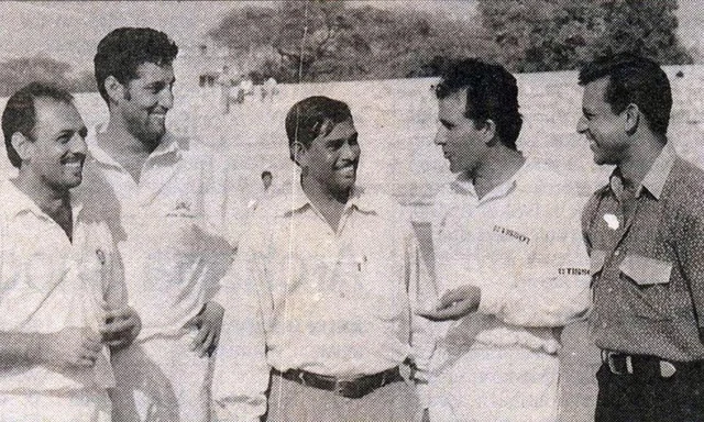 நெஹ்ரா, தவான், பன்ட்டை உருவாக்கிய தராக் சின்ஹாவுக்கு துரோணாச்சாரியார் விருது!