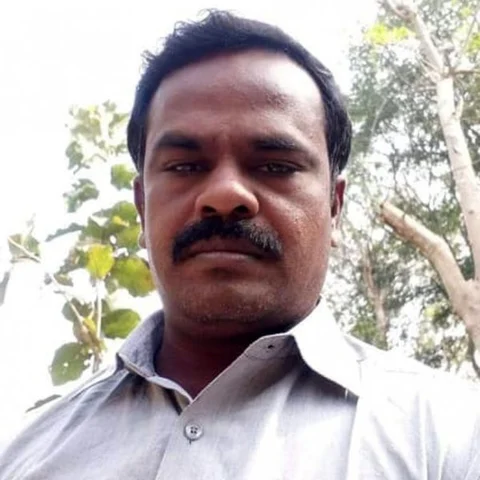 கும்பகோணம் அருகே இரு பிரிவினர் மோதல் - மர்ம நபர்களால் ஒருவர் வெட்டிக் கொலை
