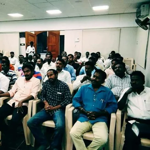 `கமல் சார் கட்சி ஆரம்பிச்சது நாலு நாளைக்கு முன்னதான் தெரியும்’ - நிர்வாகிகளைத் திகைக்க வைத்த நாட்டுப்புற பாடகி