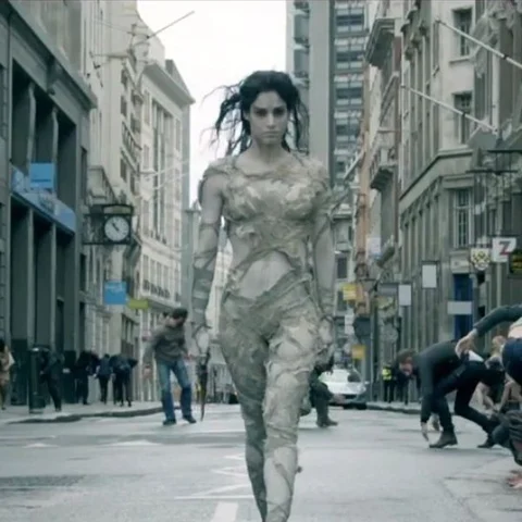மம்மி பாவம்... விட்ருங்க ப்ளீஸ்! TheMummy படம் எப்படி?