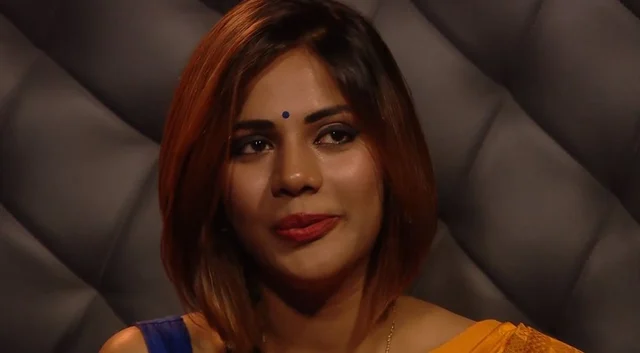 ஆப்சென்ட் ரெண்டு... செம்ம குஷி மஹத்... டேனிக்கு என்ன கடுப்போ #BiggBossTamil2