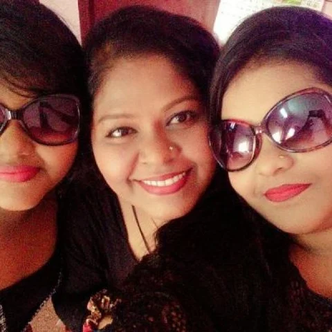 ''நல்லாப் பாடுற யங்ஸ்டர்ஸ் வேணும்னு கேட்கிறாங்க... என் குரல் வேண்டாமாம்'' - வேதனையில் 'சூப்பர் சிங்கர்' ஃபரிதா!