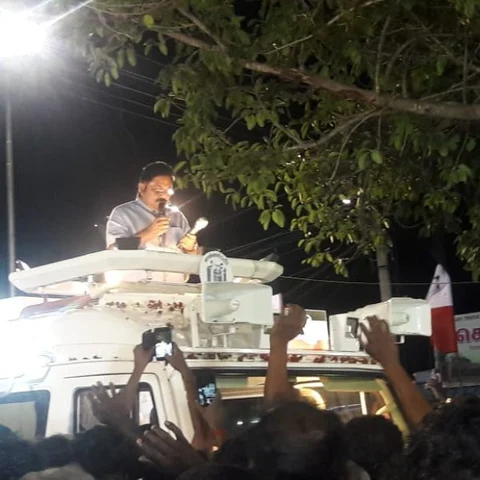 `தி.மு.க-வுடன் கூட்டணியா?’- தங்க தமிழ்ச்செல்வன் கருத்துக்கு தினகரன் விளக்கம்