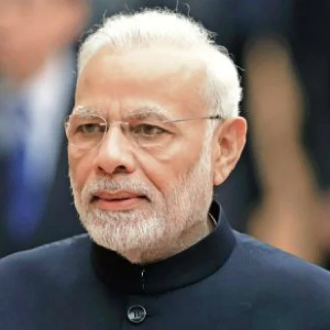 புல்லட் பாம், பென்சில், பாம்பு மாத்திரை - அரசியல்வாதிகளுக்குப் பொருந்தும் பட்டாசுகள்!