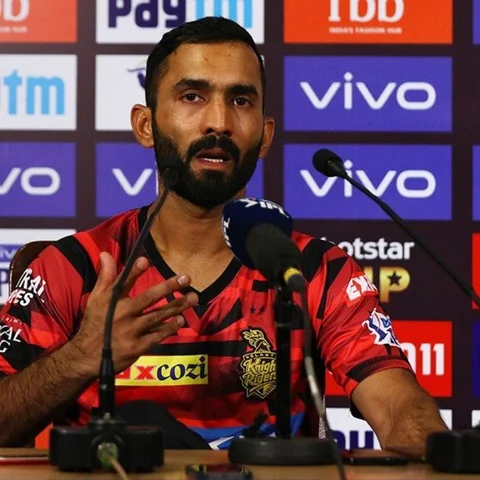 `நிச்சயமாக.... கேள்வி எழத்தான் செய்யும்' - கேப்டன்சி குறித்து தினேஷ் கார்த்திக் விளக்கம்!
