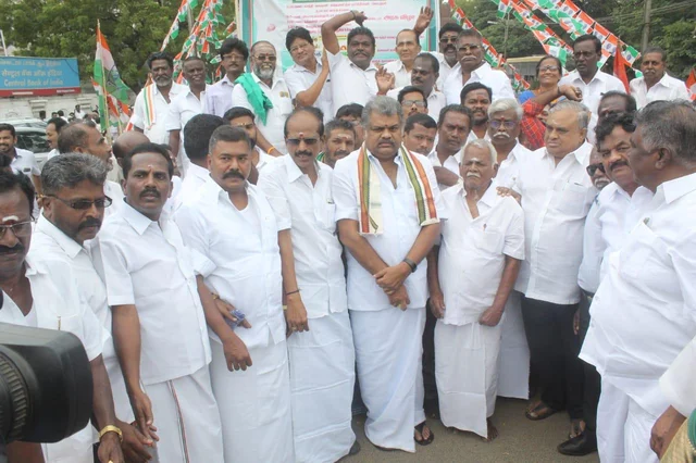 `கொள்கை முடிவு எடுங்கள்' - தமிழக அரசுக்கு ஜி.கே.வாசன் வேண்டுகோள்!