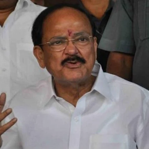 மாமல்லபுரத்தில் முகாமிட்ட வெங்கைய நாயுடு! - கூட்டணிப் பேச்சுவார்த்தைக்கு அச்சாரமா?