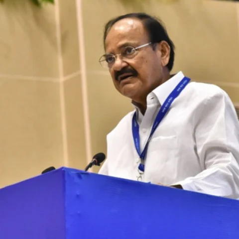 ’பா.ஜ.க என் தாய்’- விலகல்குறித்து உருகும் வெங்கைய நாயுடு