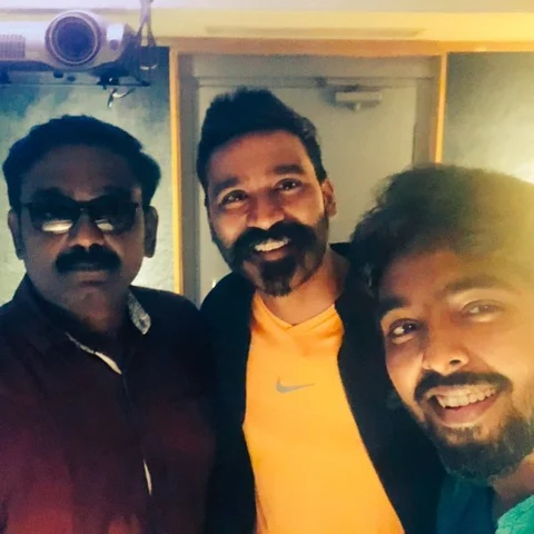 8 வருடங்களுக்குப் பிறகு ஜி.வி.பிரகாஷ் இசையில் தனுஷ்! - ரசிகர்கள் குஷி