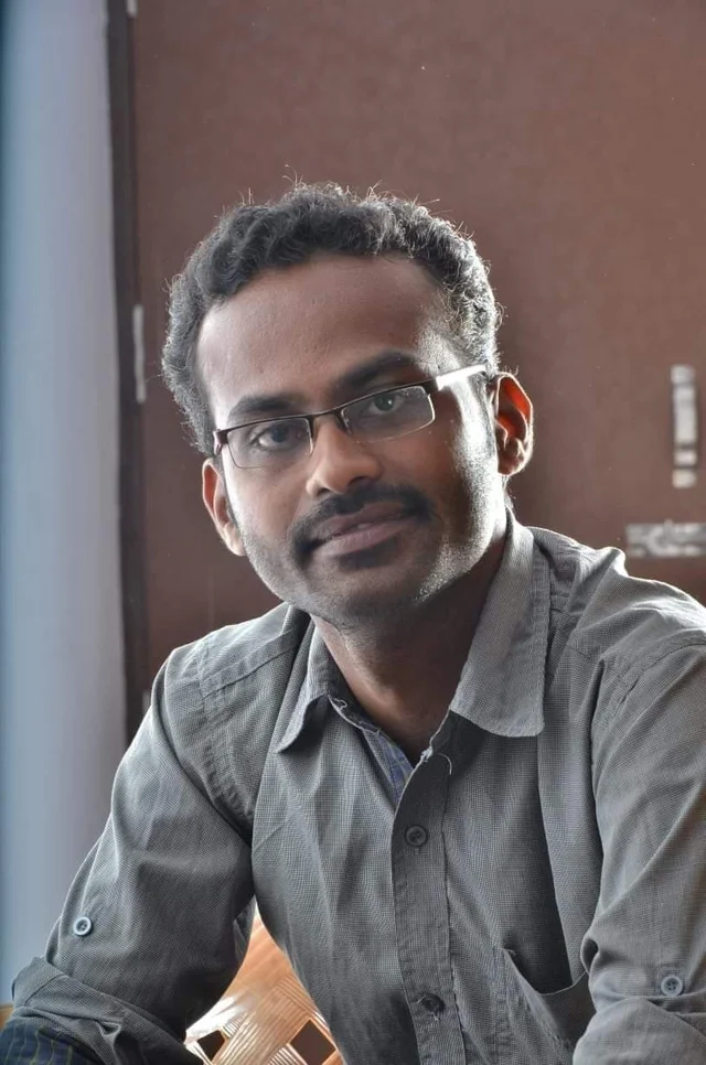 `சீமானின் ஆட்கள்தான் என்னை வெட்டினார்கள்!'- உயிர் தப்பிய சேலம் ரஜினி ரசிகர் கண்ணீர்