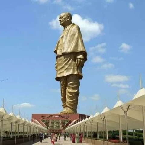சர்தார் படேல் சிலைத் திறப்பை எதிர்க்கும் பூர்வகுடி மக்கள்!
