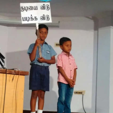 மதுவுக்கு எதிராகப் போராடும் 2ஆம் வகுப்பு மாணவன் ஆகாஷின் சபதம் இதுதான்..!