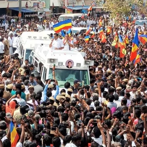 `பஜ்ஜியைக்கூட ஓசியில் பிடுங்கிச் சாப்பிடுகிறார்கள்!'- பிரசாரத்தில் தி.மு.க-வை விளாசிய எடப்பாடி பழனிசாமி