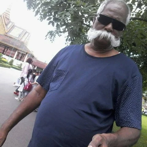 மாணவிகளுக்குப் பாலியல் தொல்லை - திருச்சியில் பள்ளித் தாளாளருக்கு எதிராகக் கொந்தளித்த பெற்றோர்!