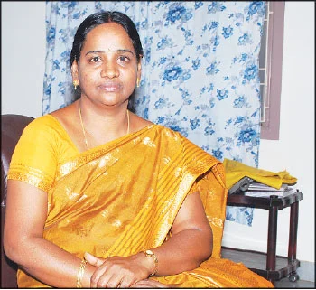 'பெண்ணாக பிறப்பது சாபம்'... நிரூபிக்கும் பொதுக்கழிப்பிடங்கள்!
