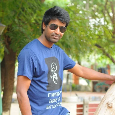 `` `பசங்க' படத்துல விஜய் சேதுபதிதான் கமிட் ஆனார்...ஆனா, விமல் நடிச்சார்!" - சூரி சர்ப்ரைஸ்