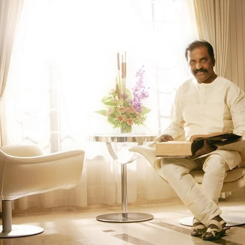 வைரமுத்து.. ஒரு காதல்.. ஒரு பதில்.. ஓர் உதாரணம்! #HBDVairamuthu