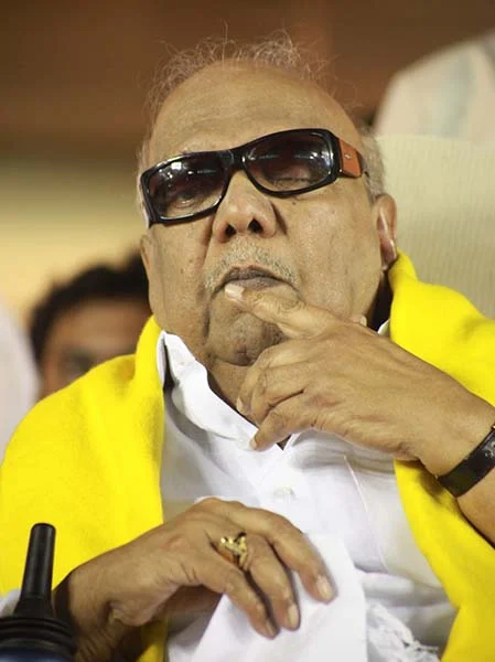 ஜெயலலிதா, கருணாநிதி ராசிக்காரர்களுக்கு துர்முகி தமிழ் புத்தாண்டு துன்பம் நீக்குமா... துயரம் தருமா?
