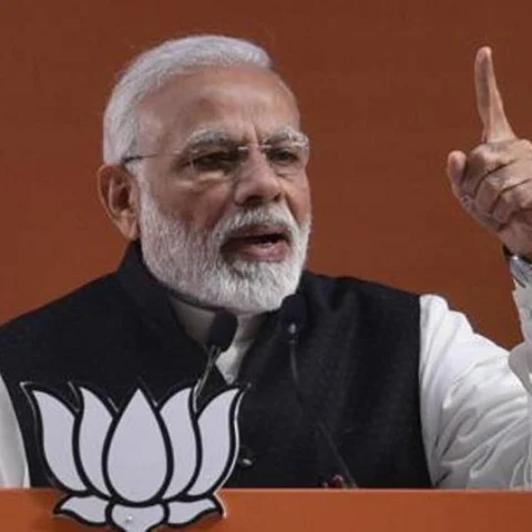 `130 கோடி இந்தியர்களும் உங்களை மன்னிக்க மாட்டார்கள்!'- எதிர்க்கட்சிகளைச் சாடும் மோடி