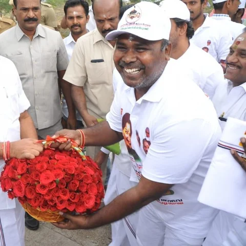 `ரஜினி ஆதரித்ததால் 8 வழிச்சாலை சூப்பர் சாலையாக மாறும்'- சொல்கிறார் ஆர்.பி.உதயகுமார்
