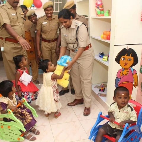 திருப்பூரில் காவலர்களின் குழந்தைகளைக் காக்கும் காப்பகம் தொடக்கம்