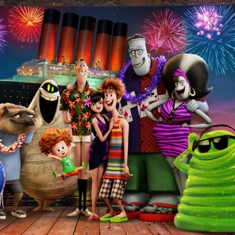 முன்னாடி ஹோட்டல்... இப்போ கப்பல்! எப்படியிருக்கிறது #HotelTransylvania3 ?