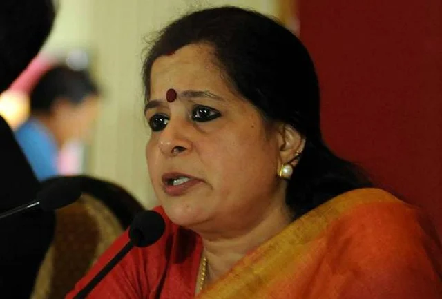 நீரவ் மோடி விவகாரம்..! பஞ்சாப் வங்கி முன்னாள் இயக்குநர் பணிநீக்கம்; சி.பி.ஐ விசாரிக்கவும் அனுமதி
