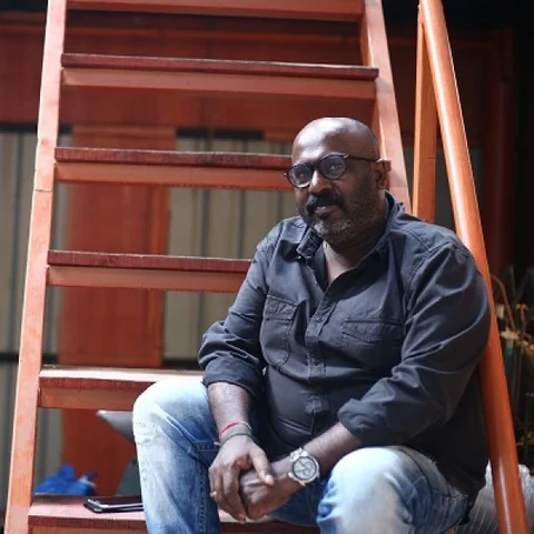 ’’ ‘2.0’ செட்டை குழந்தையைப்போல ஆச்சர்யமாகப் பார்த்தார் ரஜினி..!’’ - ஆர்ட் டைரக்டர் முத்துராஜ்