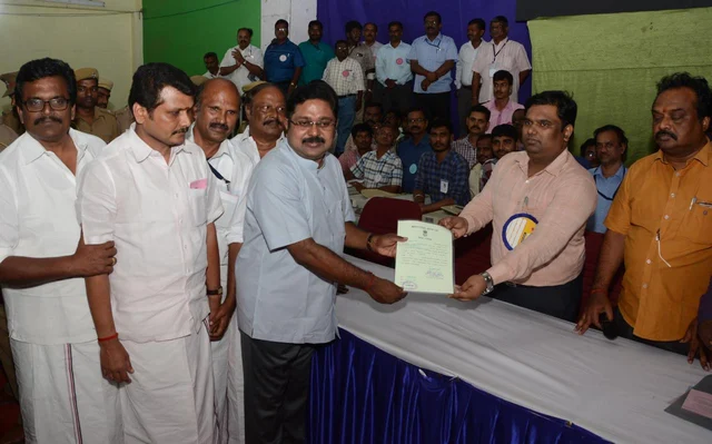 காவல்துறையை நினைத்தால் அசிங்கமாக உள்ளது..! டி.டி.வி.தினகரன் காட்டம்
