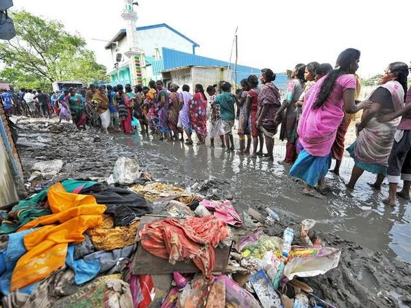 சென்னை வெள்ளம் அரசு இயந்திரம் உருவாக்கிய செயற்கை பேரிடரே!