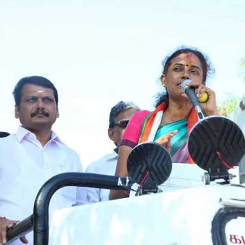 ``அன்று, தம்பிதுரைக்கு சீட் கொடுத்ததே ராஜிவ் காந்திதான்!'' - விளக்கம் தரும் கரூர் தொகுதி காங்கிரஸார்!