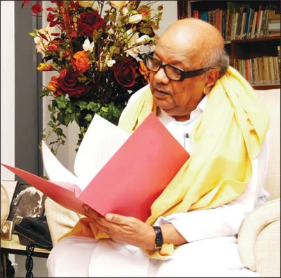 மிஸ்டர் கழுகு: கருணாநிதி கேட்ட கடைசி ஃபைல்கள்!