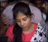 தலைமறைவு ஏன்? நடிகை அஞ்சலி பரபரப்பு தகவல் (படங்கள்)